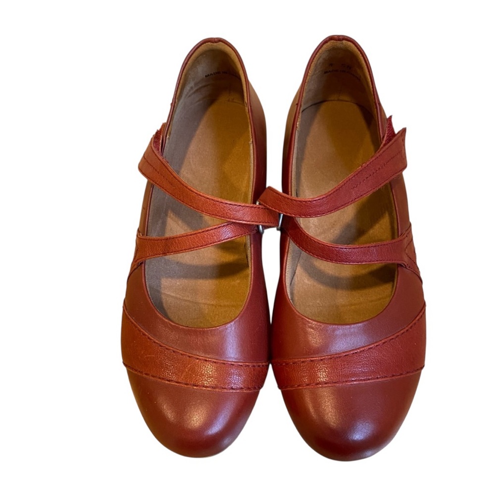 Ziera Love your feet Red leather Mary Jane shoes ajustable 37 orthotic friendly